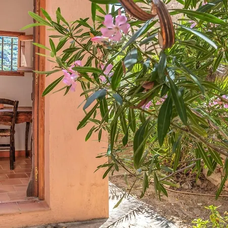 Casa Le Fornu בית נופש